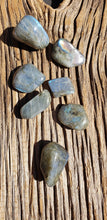 Load image into Gallery viewer, Labradorite
