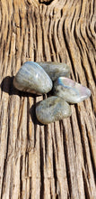 Load image into Gallery viewer, Labradorite
