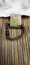 Load image into Gallery viewer, Paracord Survival Bracelets
